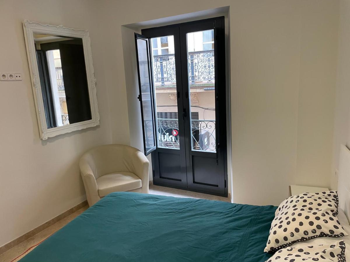 Petit Sagasta Apartamentos-Sagasta Sevilla Bagian luar foto
