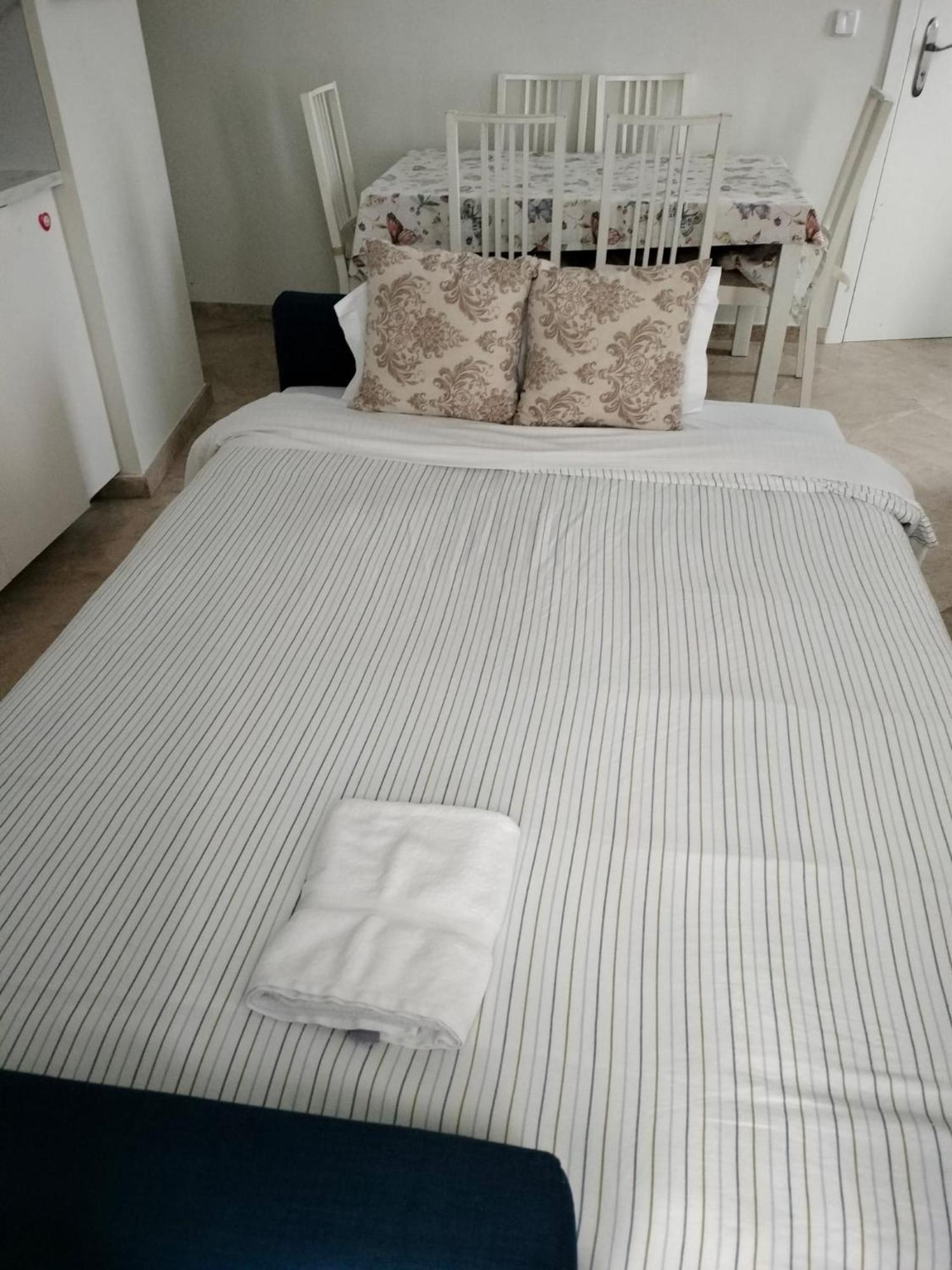 Petit Sagasta Apartamentos-Sagasta Sevilla Bagian luar foto